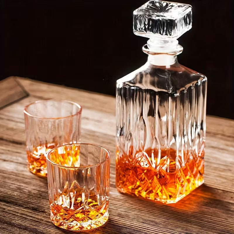Conjunto Premium de Garrafa de Whisky e Copos
