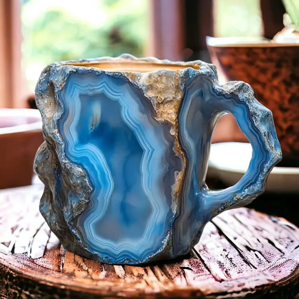 Caneca de Café em Mineral com Cristais